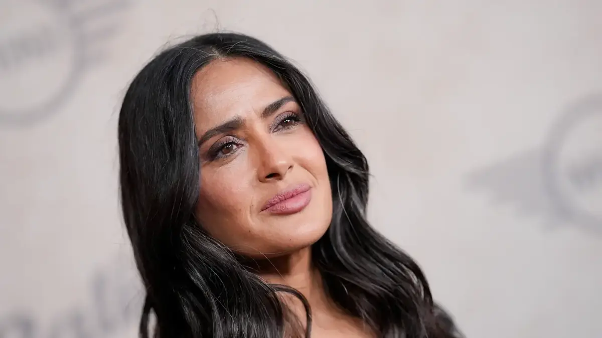 Die besten Anti-Aging Seren für reife Haut – Empfehlungen und HydraFacial Expertise bei Neta im Beautycenter St. Gallen.