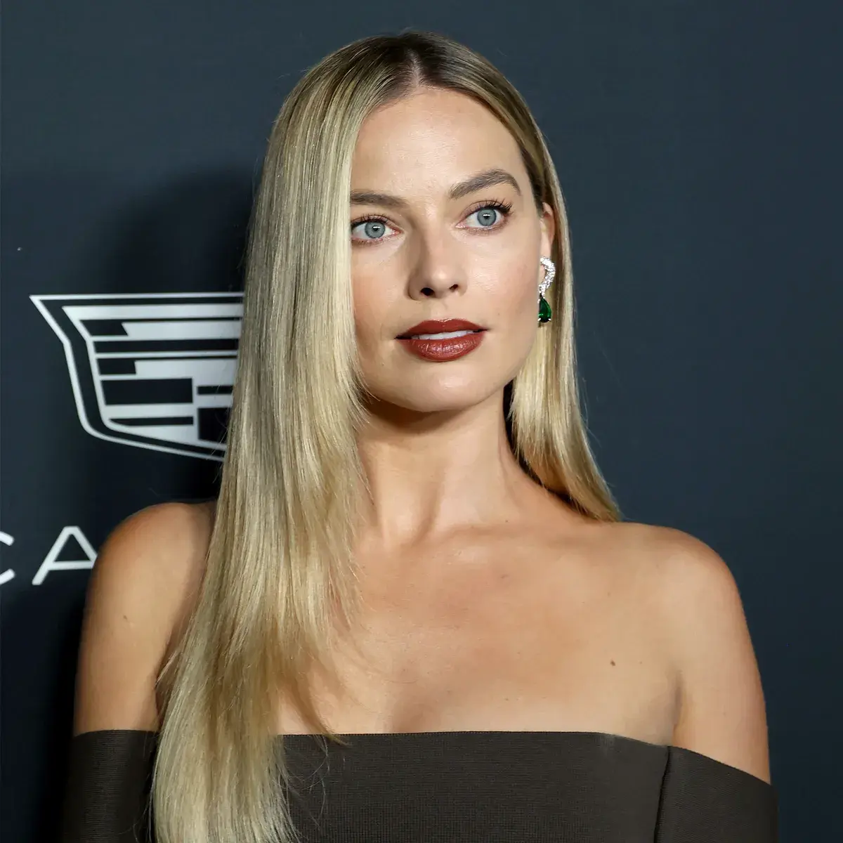 Glänzendes Velvet Hair nach einer Keratinbehandlung im Beautycenter St. Gallen.