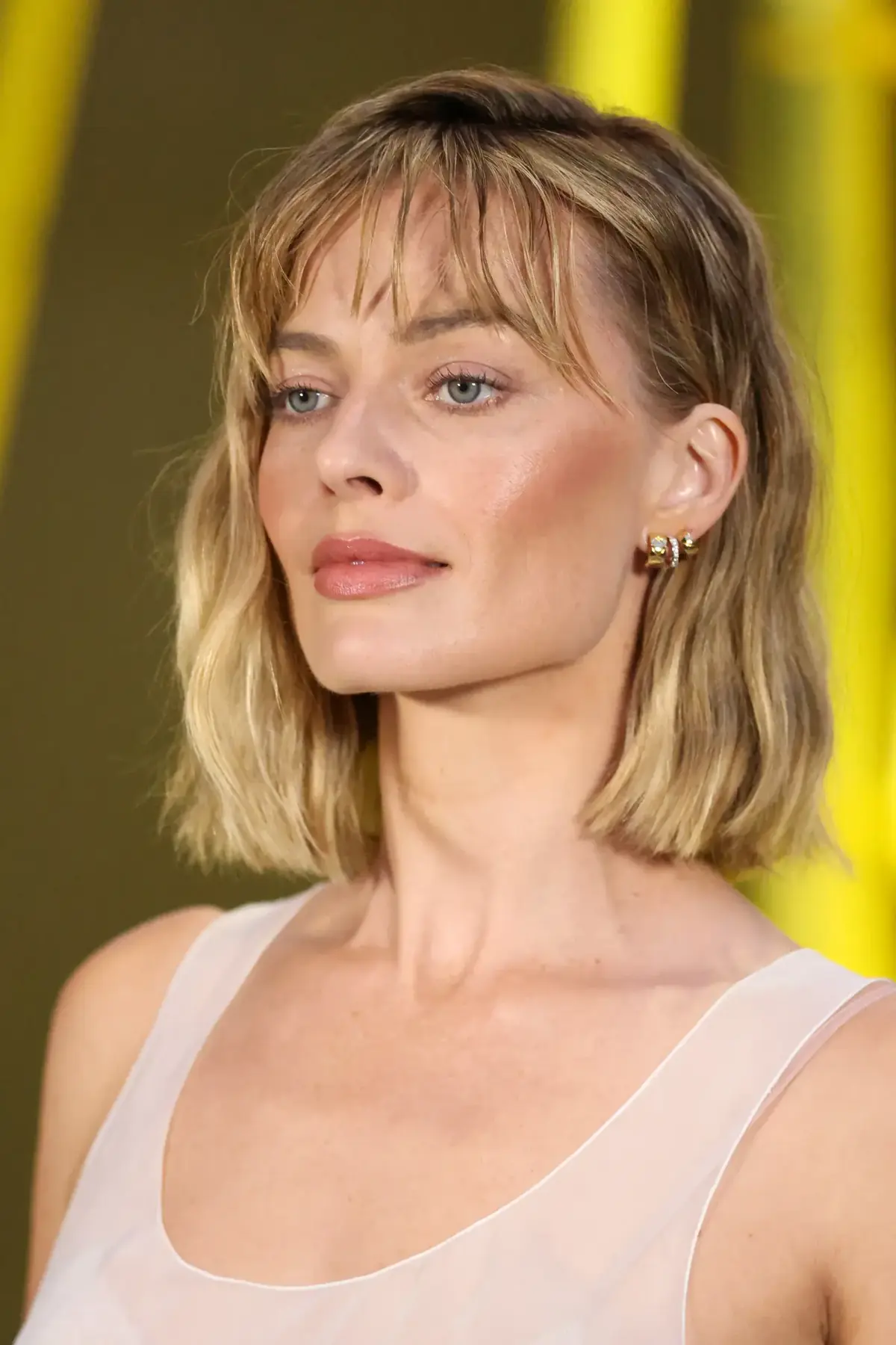 Styling von Beach Waves im Long Bob mit Balayage St. Gallen und Keratinbehandlung.