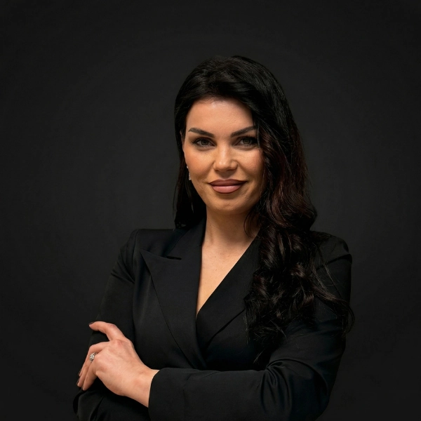 Neta — Gründerin Beautycenter by Neta